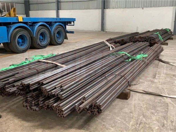 熱軋異型鋼在冬天儲存的時(shí)候應(yīng)該注意哪些問題